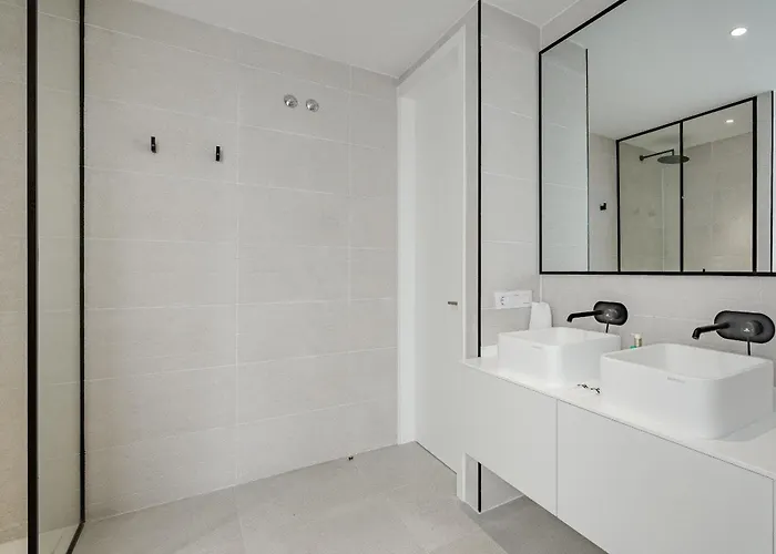 Estandar 5 - Casangular By Upper Vila *