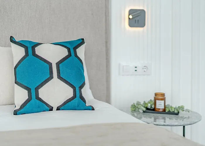 Estandar 5 - Casangular By Upper *