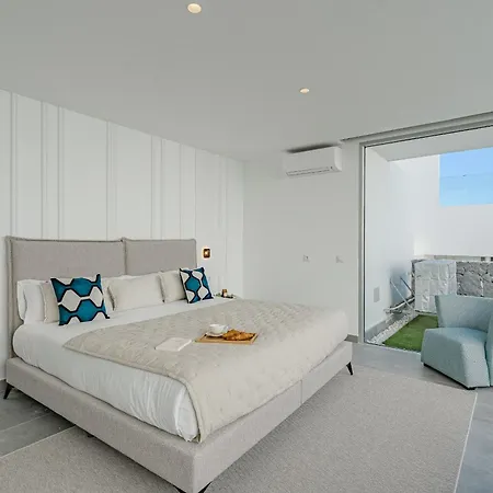 Estándar 5 - Casangular By Upper * Costa Adeje (Tenerife)