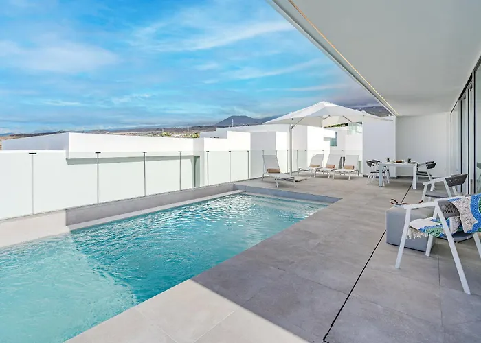 Estandar 5 - Casangular By Upper 빌라 *